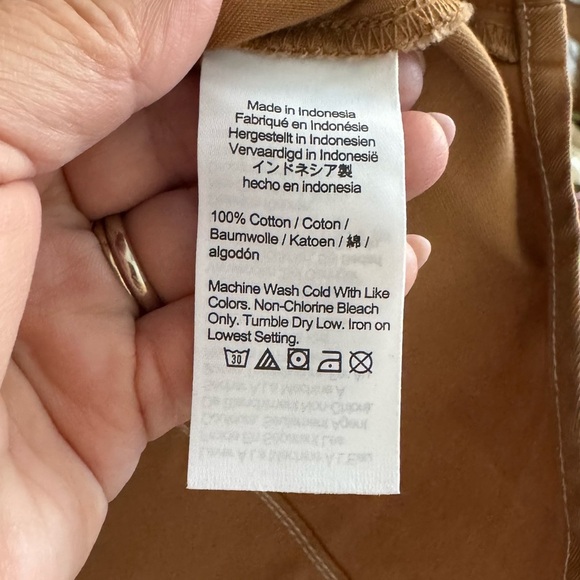 Madewell Darted Button-Up Shirt in (Re)generative Chino - Picture 10 of 10